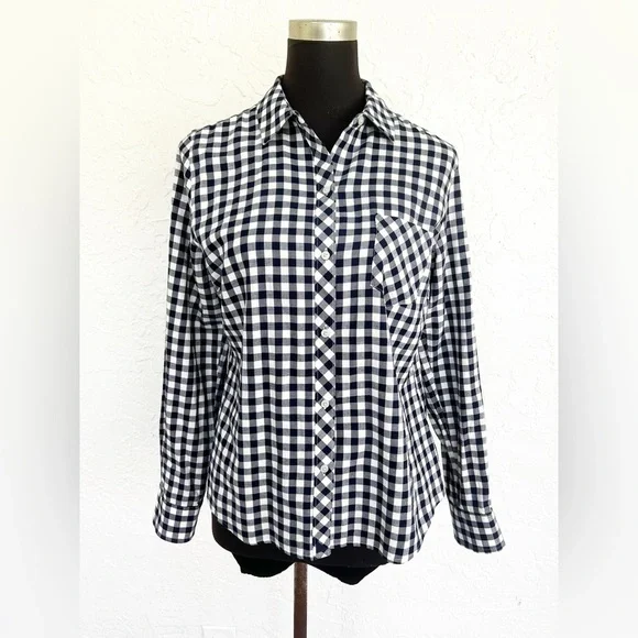 Untuckit Cora Tailored Navy Plaid Cotton Button Down Shirt Womens Size 8 - Picture 1 of 7
